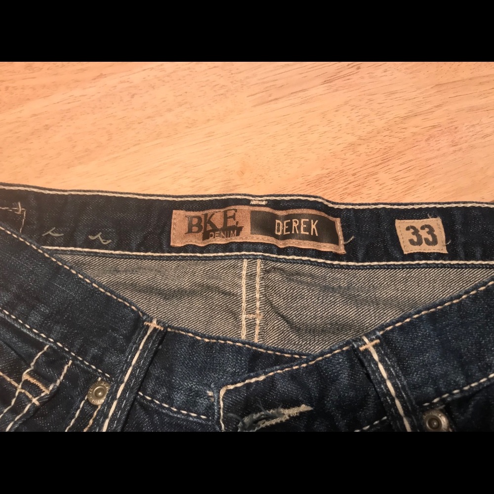 Buckle Jean | Style Derek